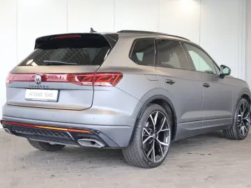 VW Touareg 3.0 TDI R-Line LUFT NACHT PANO AHK HUD