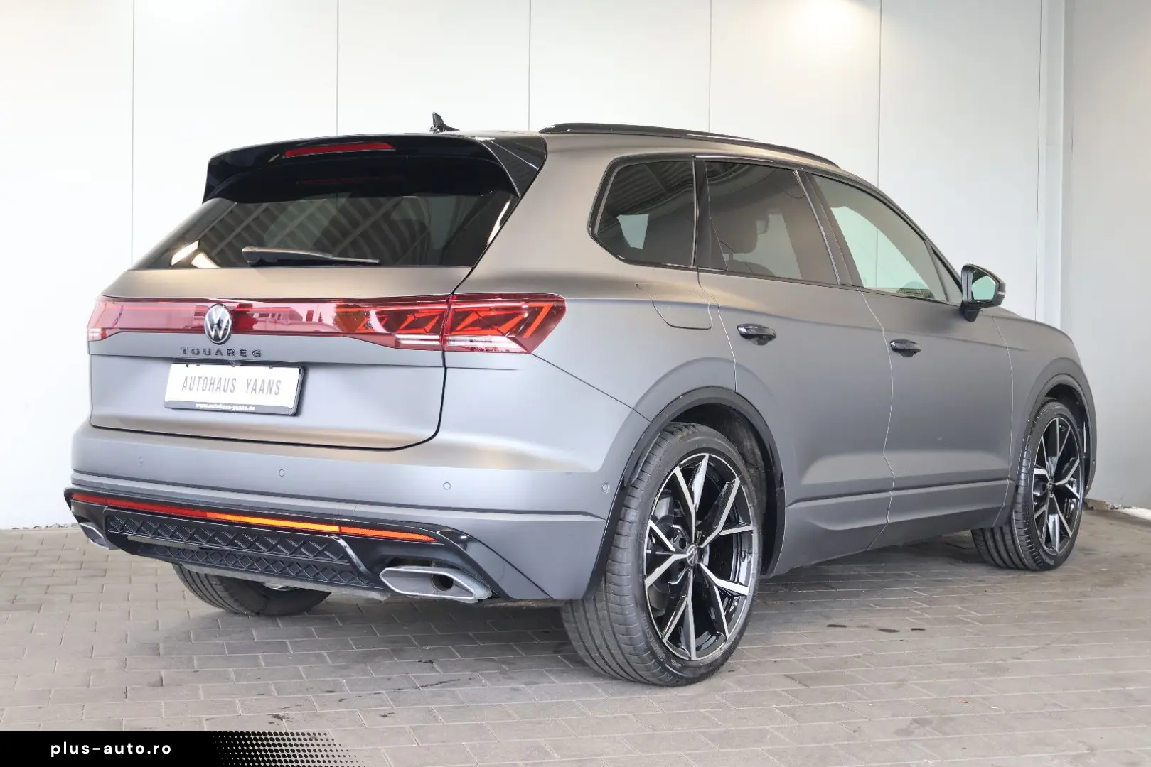 VW Touareg 3.0 TDI R-Line LUFT NACHT PANO AHK HUD