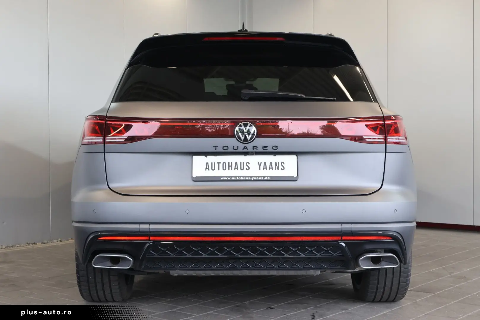 VW Touareg 3.0 TDI R-Line LUFT NACHT PANO AHK HUD