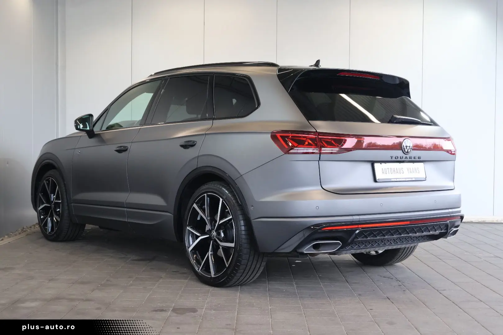 VW Touareg 3.0 TDI R-Line LUFT NACHT PANO AHK HUD