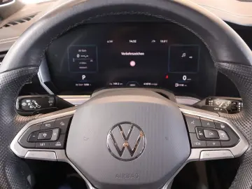 VW Touareg 3.0 TDI R-Line LUFT NACHT PANO AHK HUD