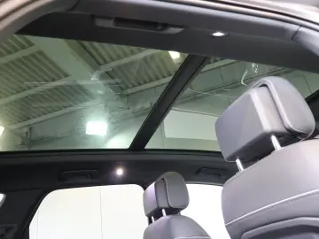 VW Touareg 3.0 TDI R-Line LUFT NACHT PANO AHK HUD