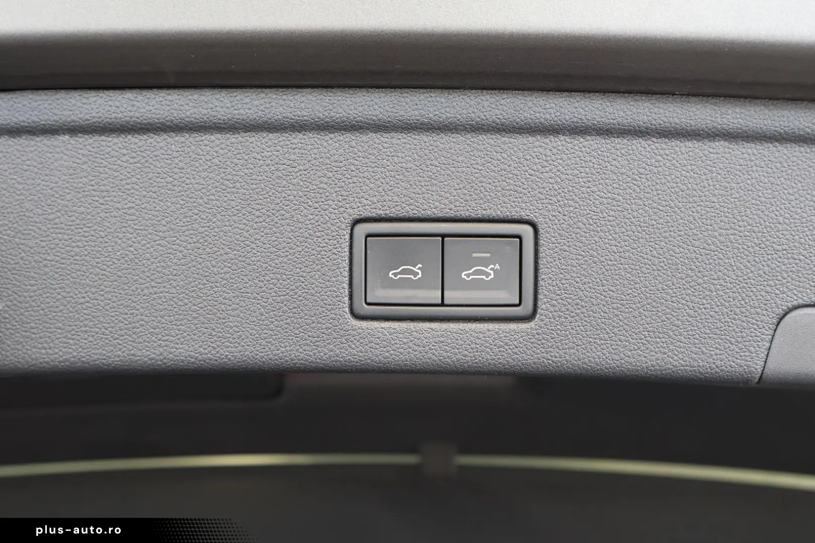 VW Touareg 3.0 TDI R-Line LUFT NACHT PANO AHK HUD