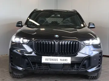 BMW X5 40 d xDrive M Sport M-SEATS DAP H K PANO AHK