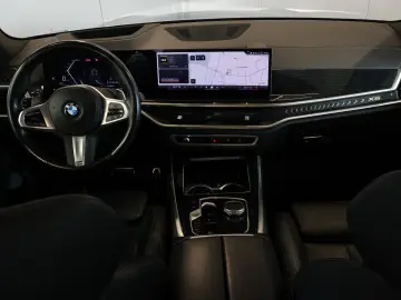 BMW X5 40 d xDrive M Sport M-SEATS DAP H K PANO AHK