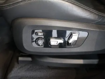 BMW X5 40 d xDrive M Sport M-SEATS DAP H K PANO AHK