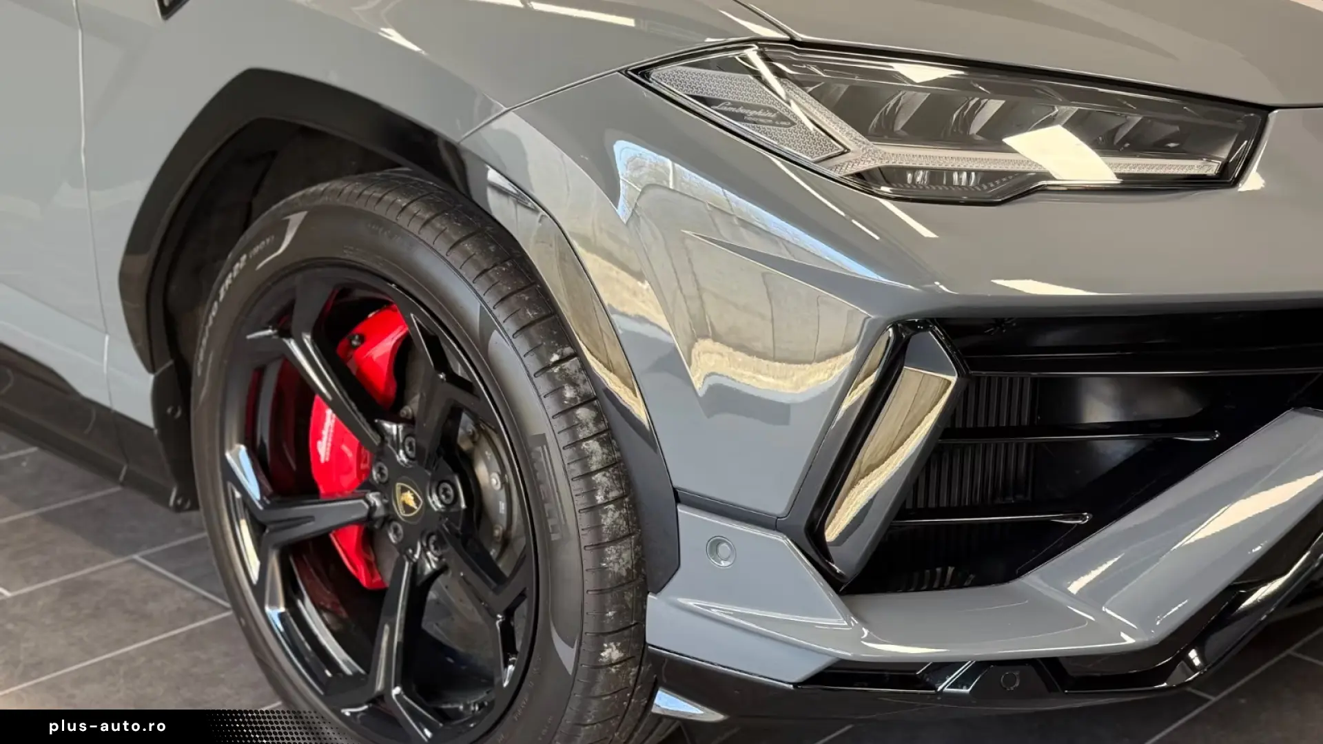 Lamborghini Urus S Grigio Telesto B&O Panorama Night