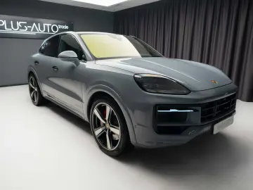 Porsche Cayenne GTS V8 500CP Sport Chrono Pano Matrix