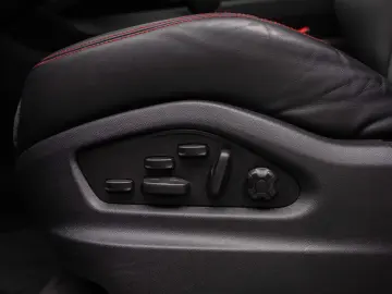 Porsche Cayenne GTS V8 500CP Sport Chrono Pano Matrix