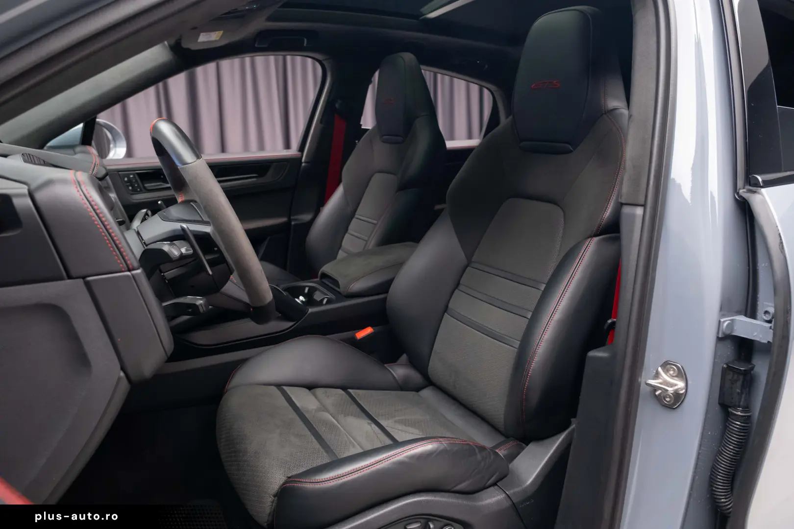 Porsche Cayenne GTS V8 500CP Sport Chrono Pano Matrix