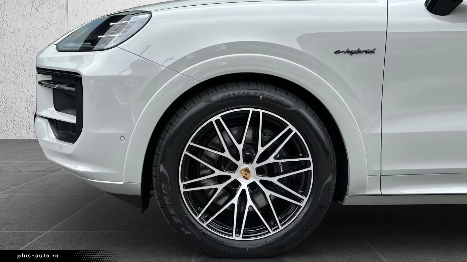 Porsche Cayenne E-Hybrid Coupé Black Edition AHK SHZ PAN