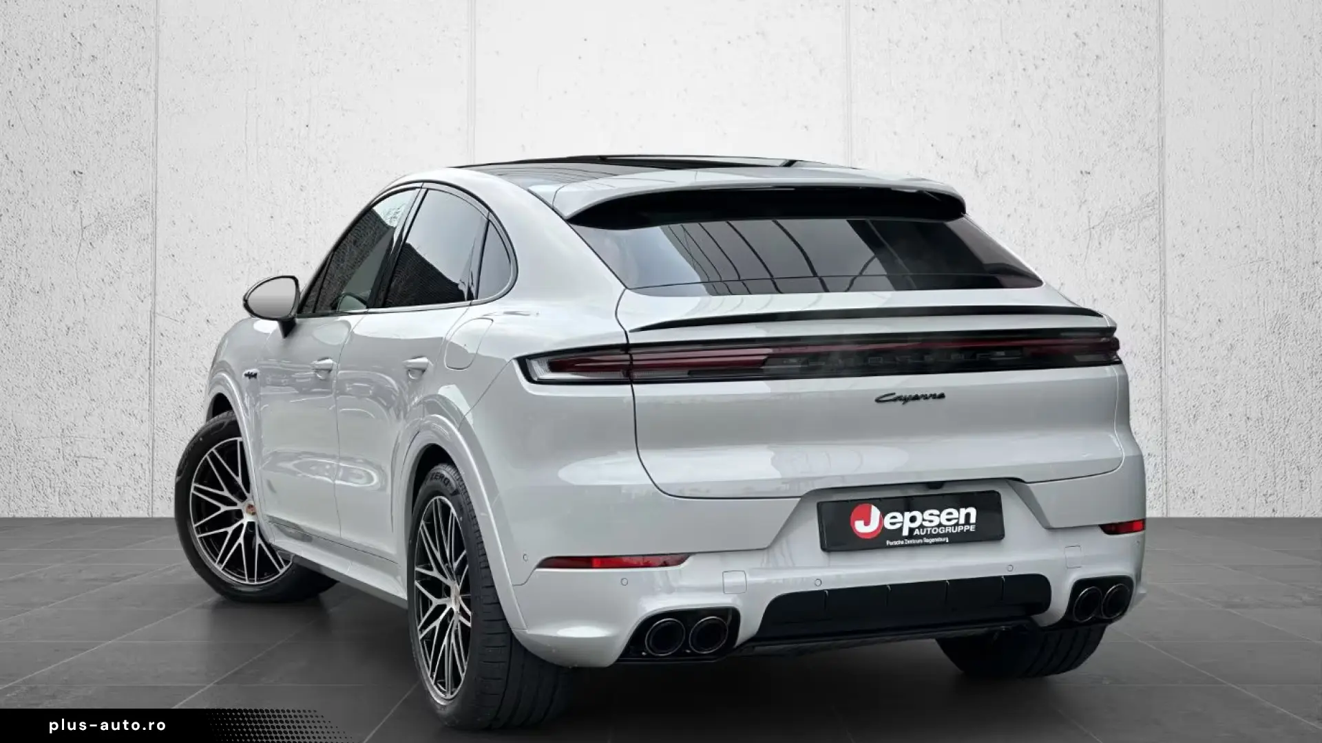 Porsche Cayenne E-Hybrid Coupé Black Edition AHK SHZ PAN