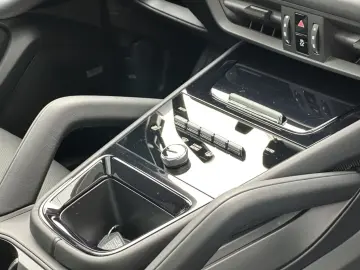 Porsche Cayenne E-Hybrid Coupé Black Edition AHK SHZ PAN