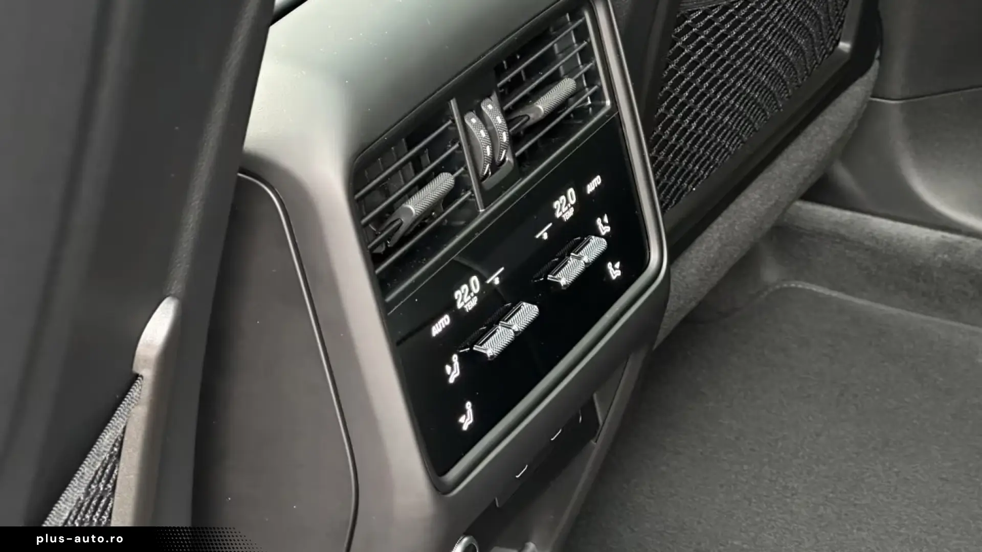 Porsche Cayenne E-Hybrid Coupé Black Edition AHK SHZ PAN