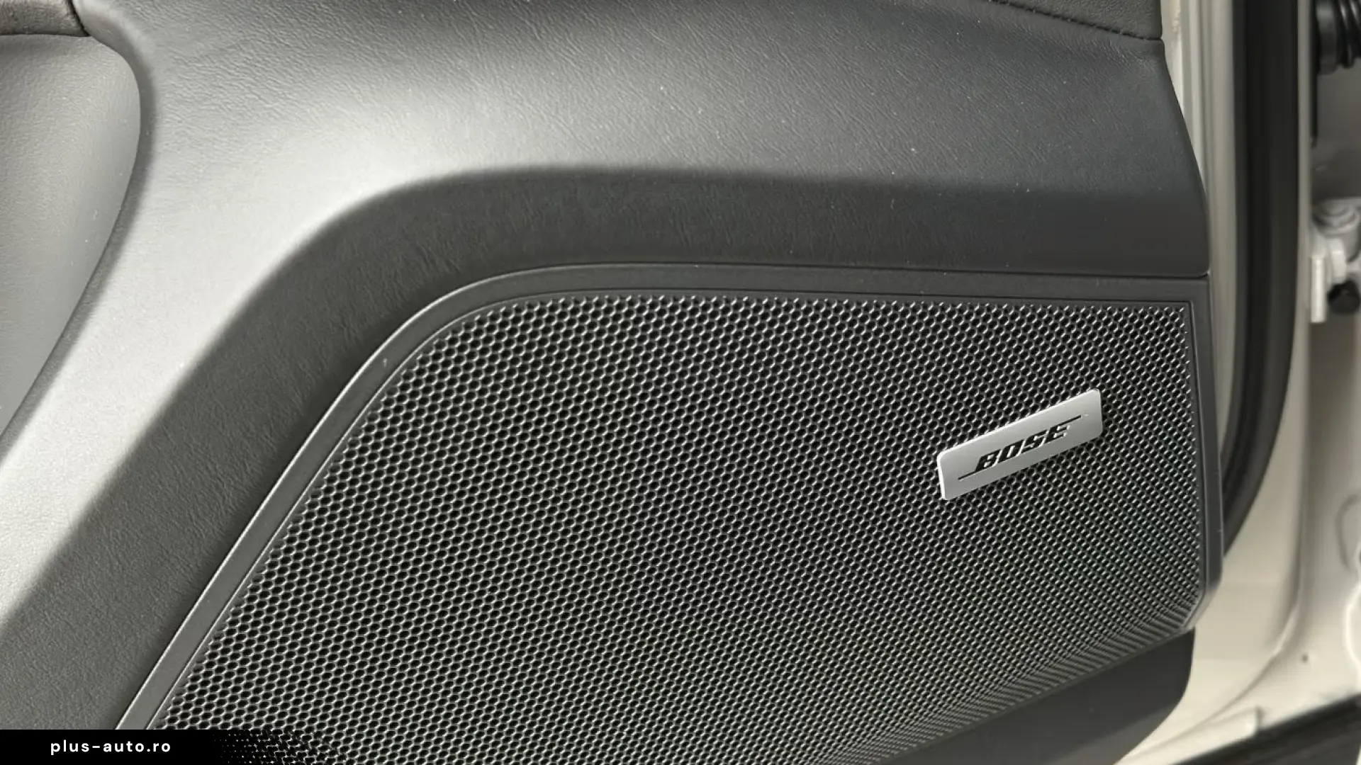 Porsche Cayenne E-Hybrid Coupé Black Edition AHK SHZ PAN