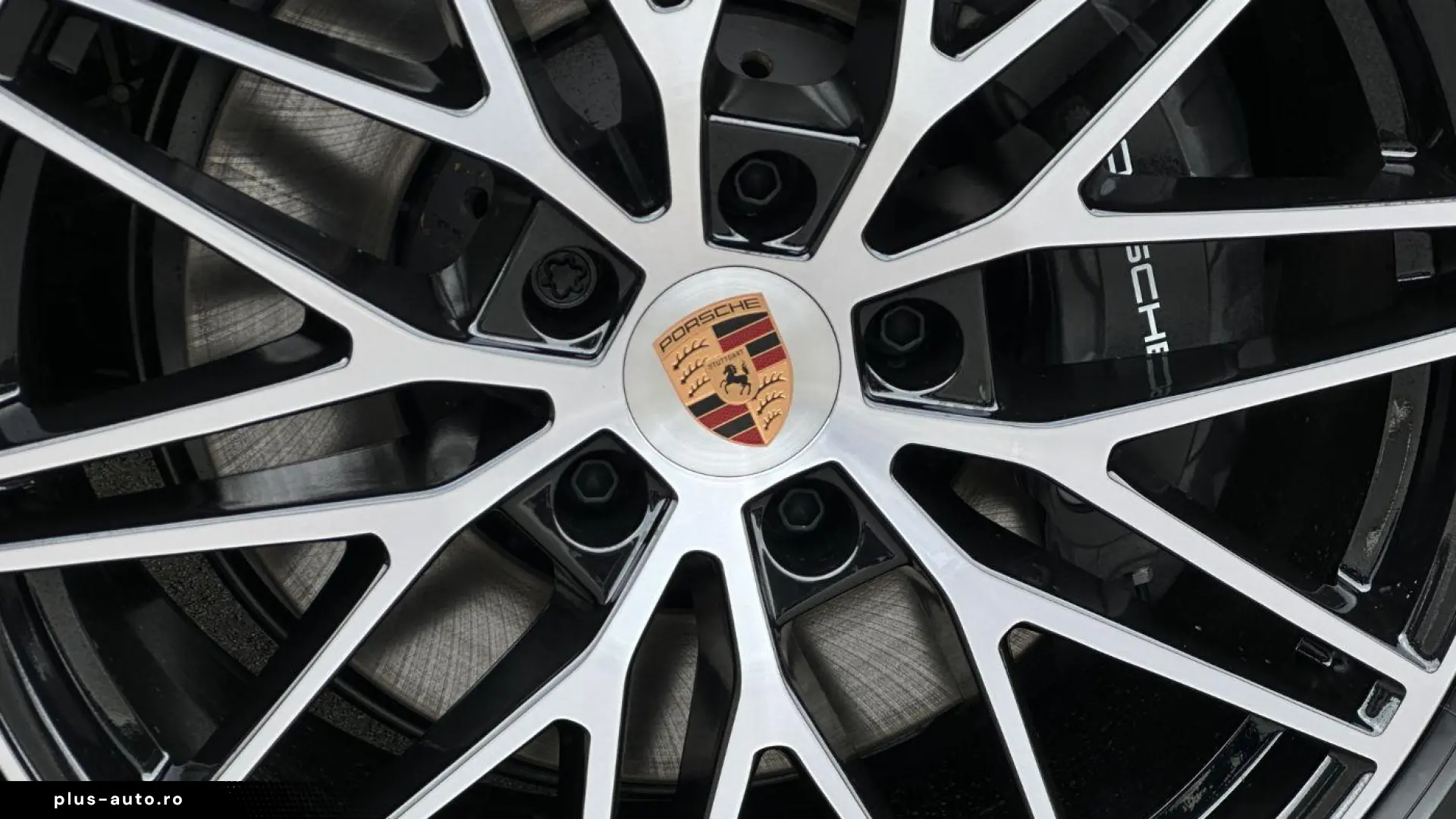 Porsche Cayenne E-Hybrid Coupé Black Edition AHK SHZ PAN