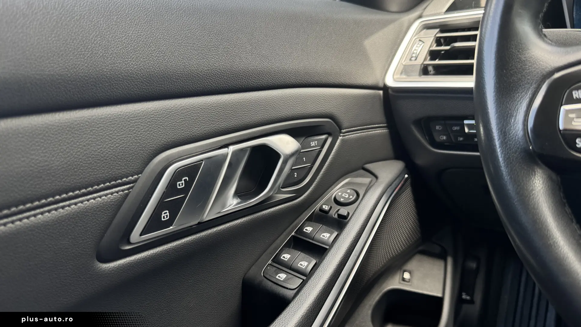 BMW Seria 3 330e Aut. Luxury Line