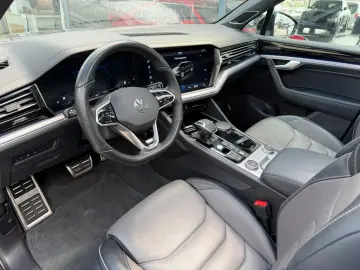 VW Touareg 3.0 TDI DSG R-Line Black 4M Luft Matrix