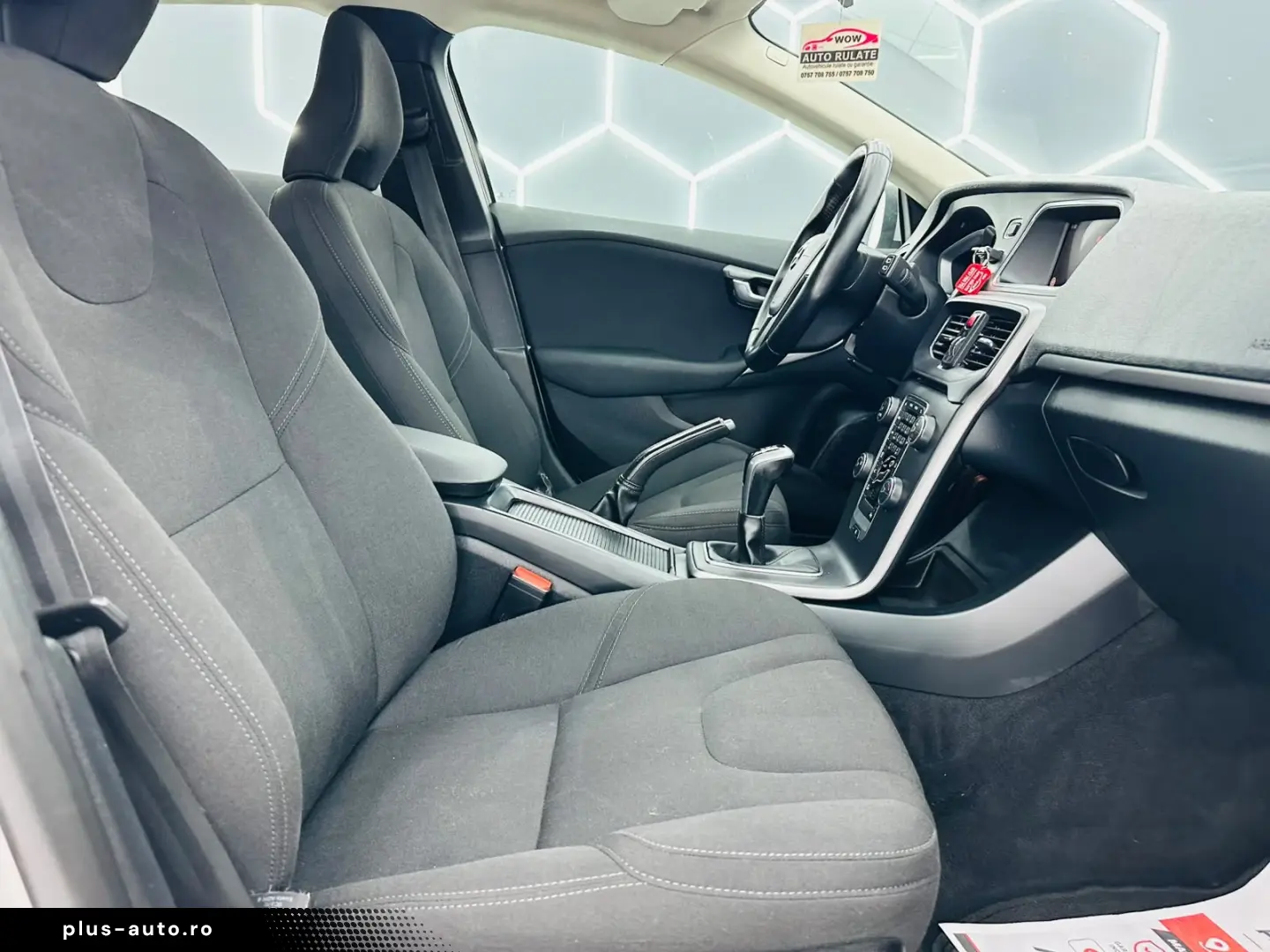 VOLVO V40 2018 2.0D E6 Garantie 12 Luni Rate Avans 0 Doar Cu