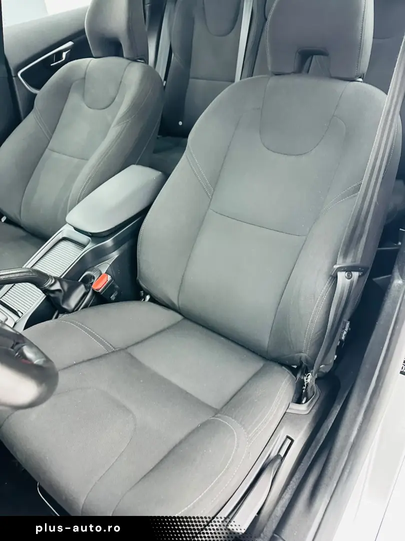 VOLVO V40 2018 2.0D E6 Garantie 12 Luni Rate Avans 0 Doar Cu