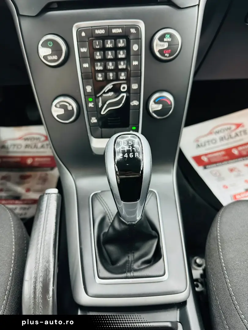 VOLVO V40 2018 2.0D E6 Garantie 12 Luni Rate Avans 0 Doar Cu