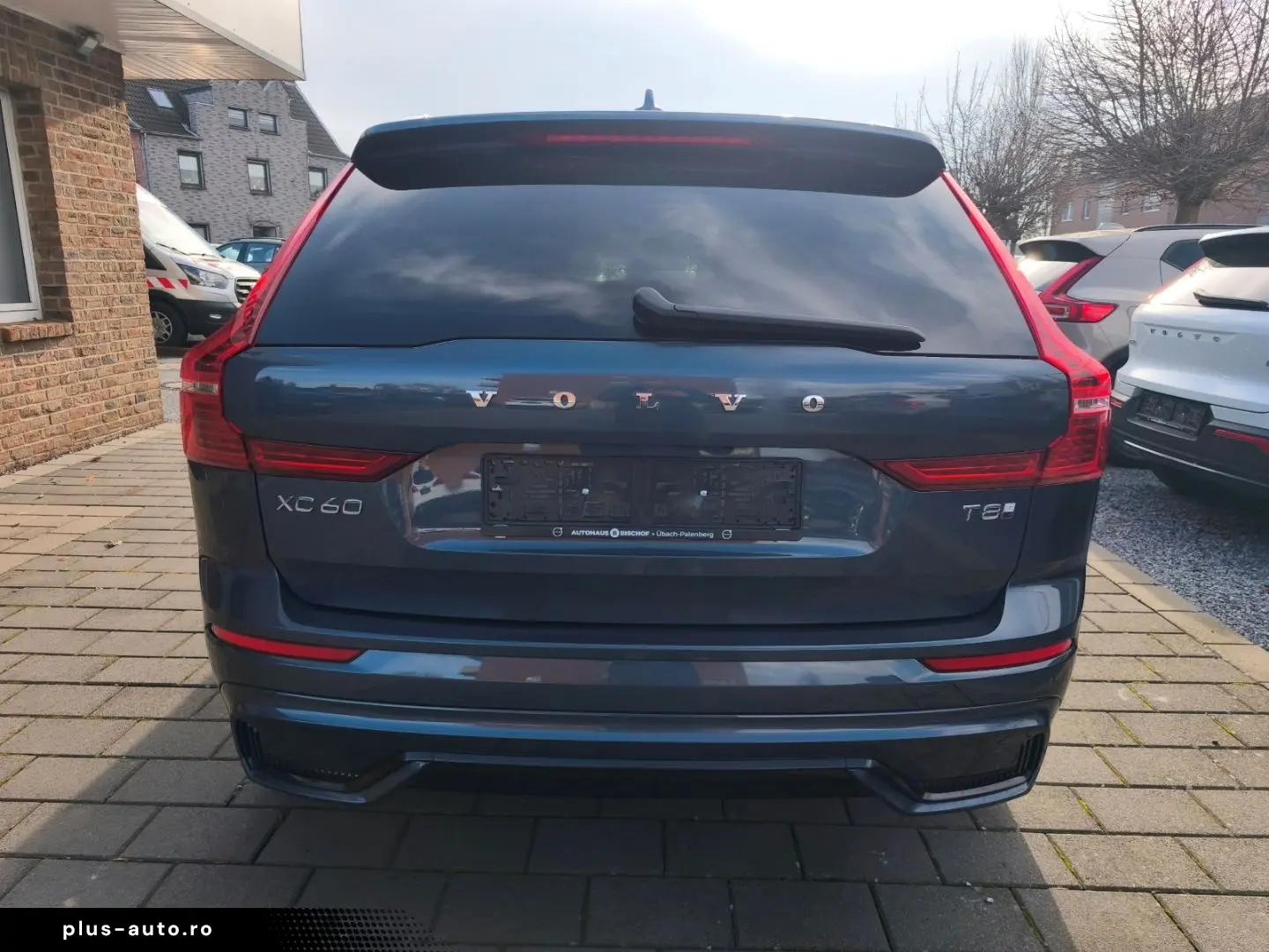 VOLVO XC60 T8 Plus Dark AWD Head-up 360 Pano HarmanKar