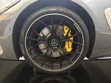 MERCEDES-BENZ AMG GT 63 4M  Cp Premium PERF-SITZ BUR…