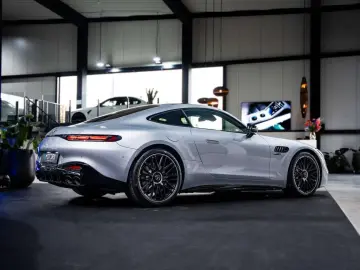 MERCEDES-BENZ AMG GT AMG GT 43 - Night Edition - Dig…