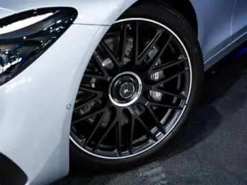 MERCEDES-BENZ AMG GT AMG GT 43 - Night Edition - Dig…