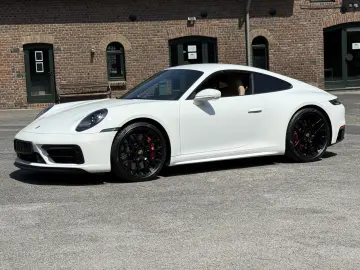 PORSCHE 992 911 Carrera GTS BOSE HA-LENKUNG CARBON VIEW