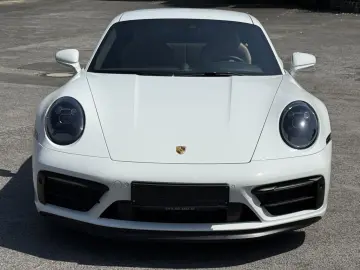 PORSCHE 992 911 Carrera GTS BOSE HA-LENKUNG CARBON VIEW