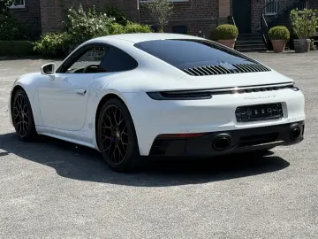 PORSCHE 992 911 Carrera GTS BOSE HA-LENKUNG CARBON VIEW