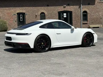 PORSCHE 992 911 Carrera GTS BOSE HA-LENKUNG CARBON VIEW