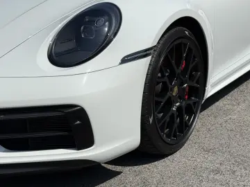 PORSCHE 992 911 Carrera GTS BOSE HA-LENKUNG CARBON VIEW
