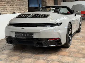 PORSCHE 992 911 Carrera Cabriolet SPORTDESIGN-SPORTABGAS