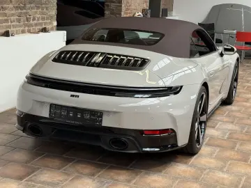 PORSCHE 992 911 Carrera Cabriolet SPORTDESIGN-SPORTABGAS