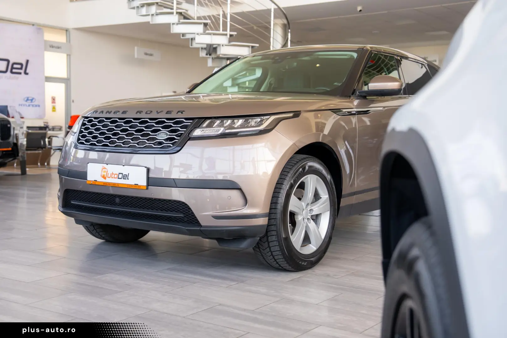 Land Rover Range Rover Velar 2.0L I4 DSL HIGH DOH