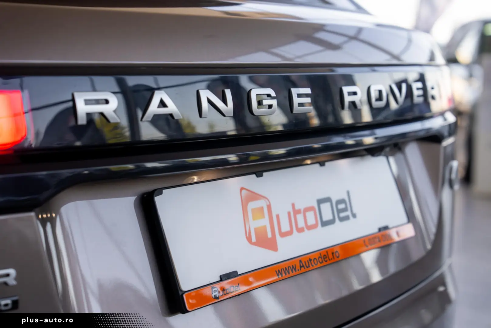 Land Rover Range Rover Velar 2.0L I4 DSL HIGH DOH
