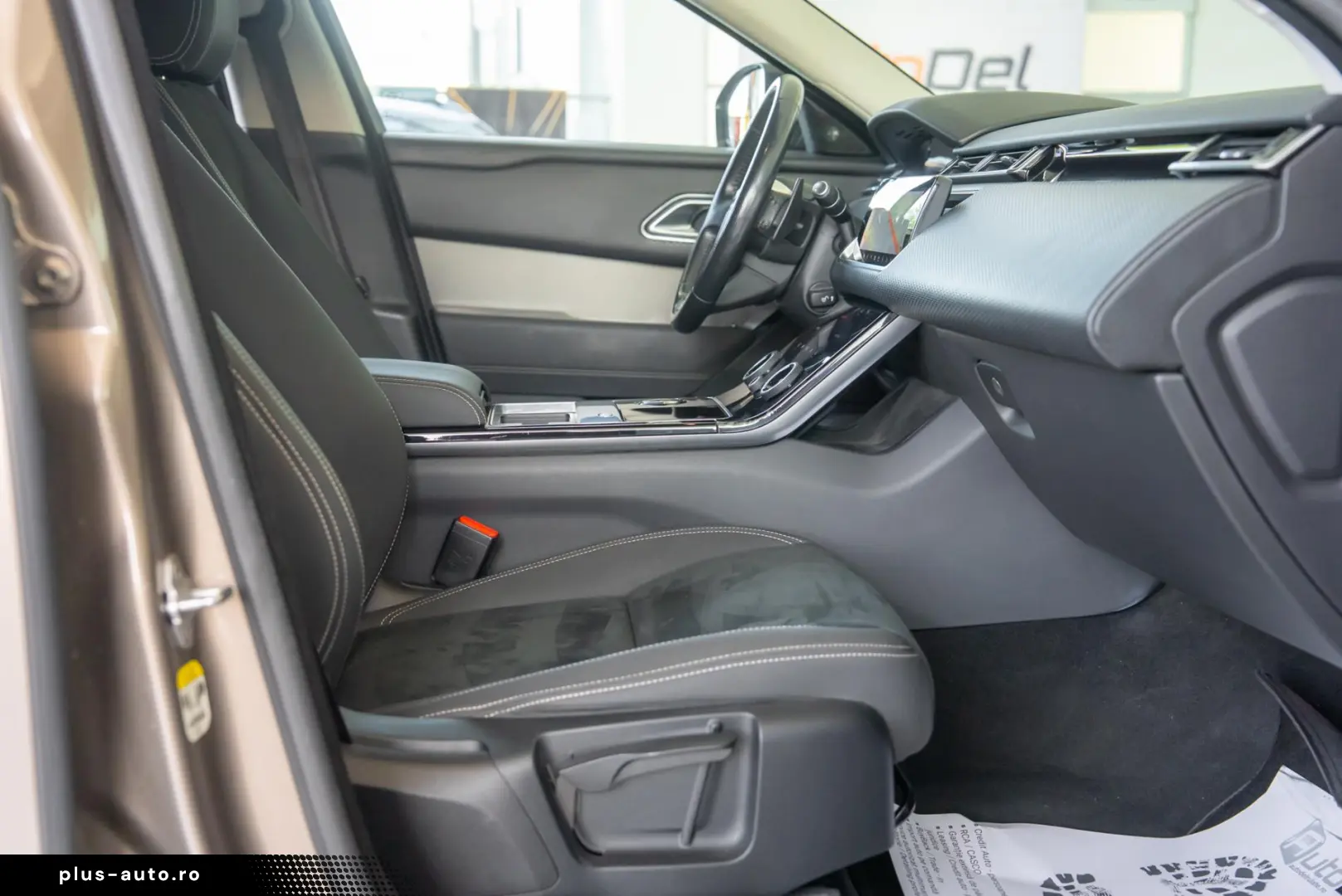 Land Rover Range Rover Velar 2.0L I4 DSL HIGH DOH