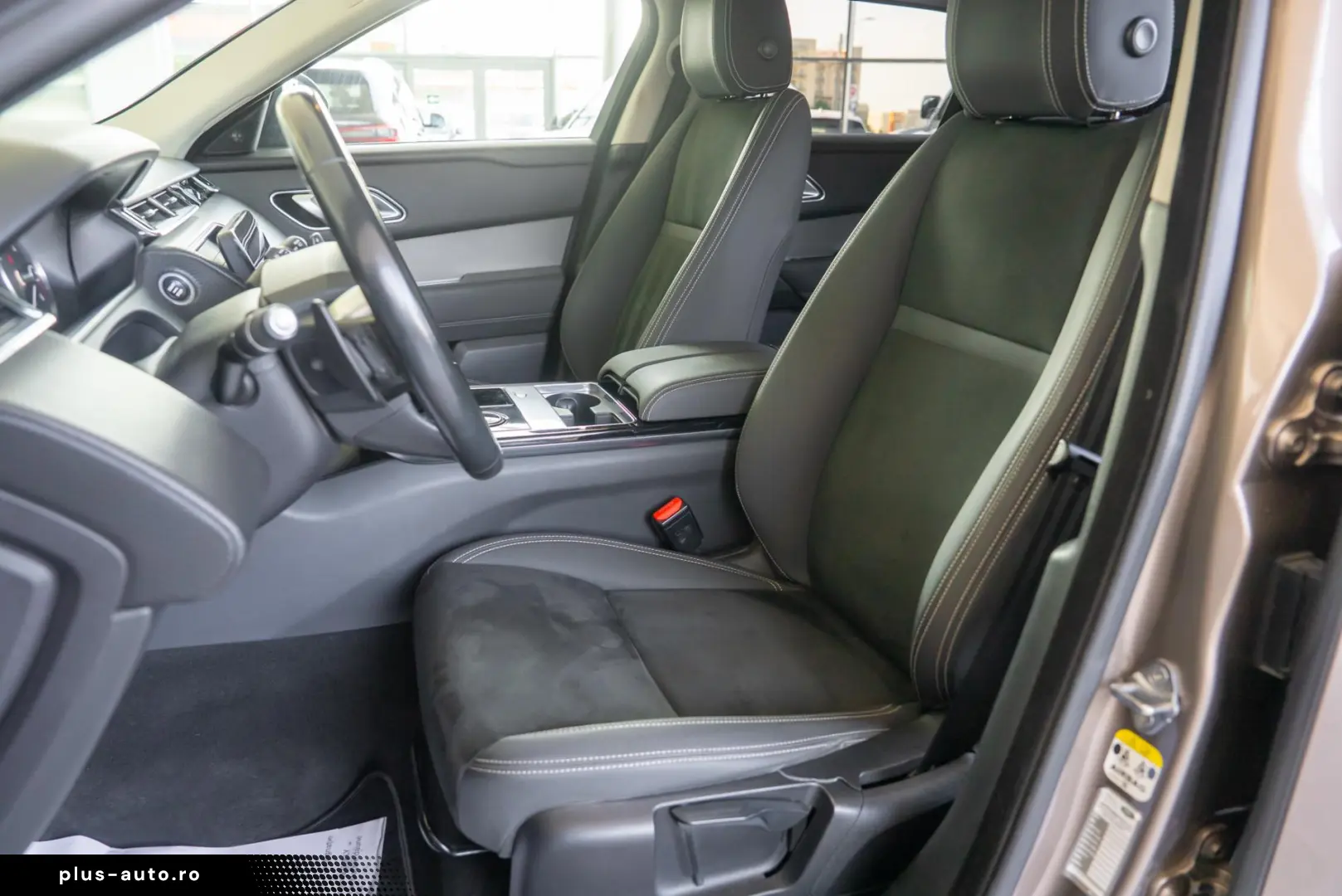 Land Rover Range Rover Velar 2.0L I4 DSL HIGH DOH