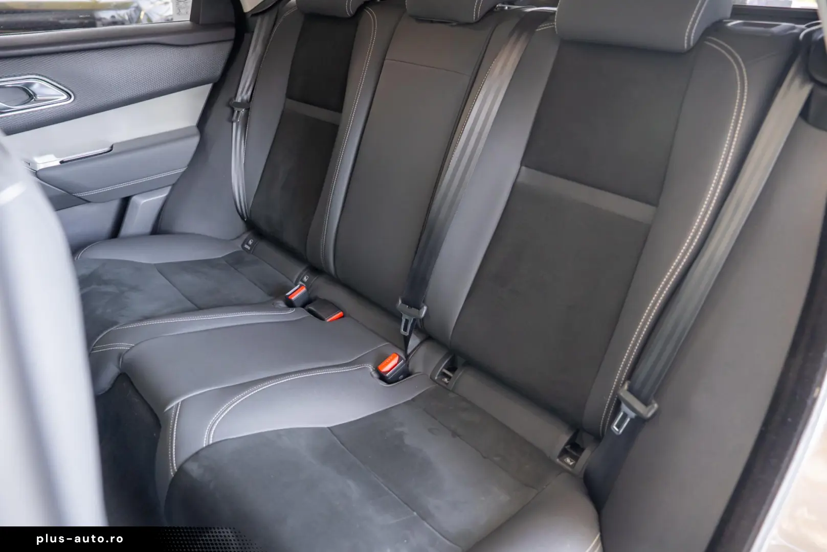 Land Rover Range Rover Velar 2.0L I4 DSL HIGH DOH