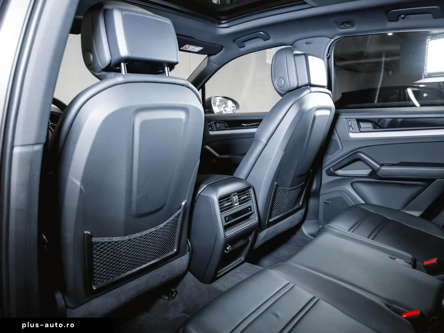 Porsche Cayenne E-Hybrid Panoramic Roof Air Suspension BOSE