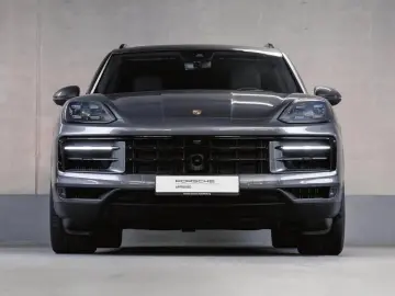 Porsche Cayenne E-Hybrid Panoramic Roof Air Suspension BOSE