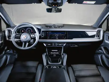 Porsche Cayenne E-Hybrid Panoramic Roof Air Suspension BOSE