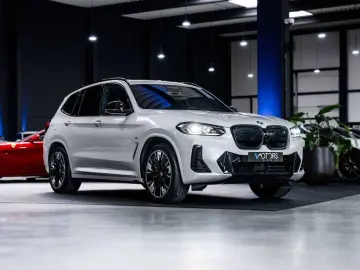 BMW iX3 iX3 80 kWh - M-pack - AHK - H&K - ACC - Pano