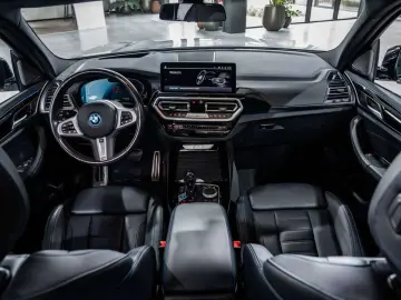 BMW iX3 iX3 80 kWh - M-pack - AHK - H&K - ACC - Pano