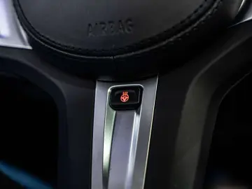 BMW iX3 iX3 80 kWh - M-pack - AHK - H&K - ACC - Pano