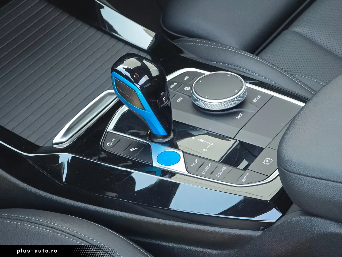 BMW iX3 (Panorama Leder Kamera)