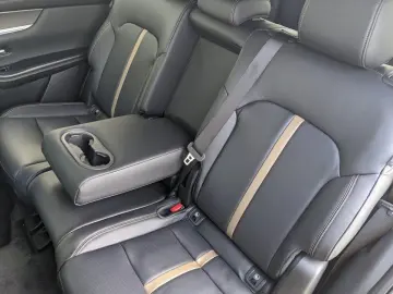 MAZDA CX-80 2.5l PHEV AWD Homura Plus Panodach 7-Sitze