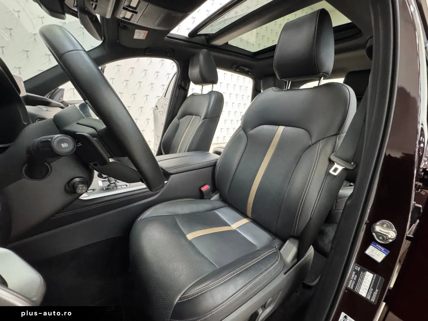 MAZDA CX-80 Homura Plus PHEV AWD CAHO 6-Sitzer PANO